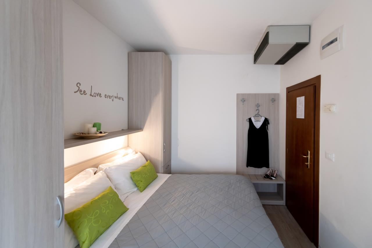 Hotel Anny Лидо-ди-Езоло Экстерьер фото